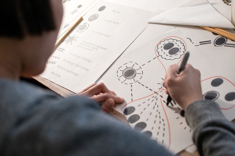workshop led by Ailie Rutherford creating print block maps in back and white